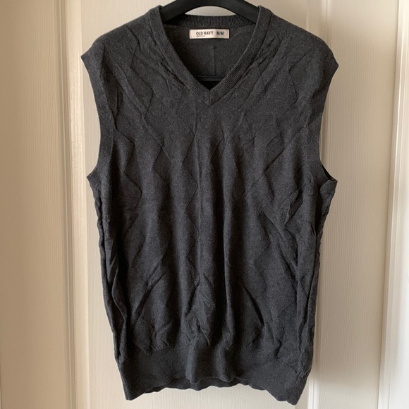 ⭐️ 3/$20 NWOT Old Navy Argyle Vest - Picture 1 of 3